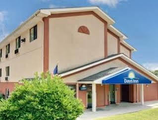 Days Inn By Wyndham Torrington Exterior foto
